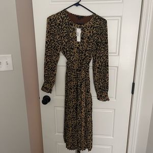 Leopard Midi Tie-Waist Dress